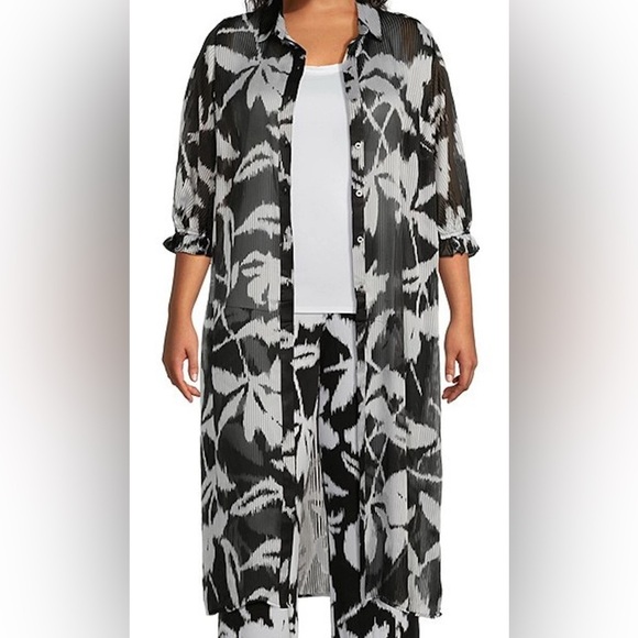 NEW Plus Size 2X Slim Factor Investments Ikat Floral Collar Button Front $99 - Picture 1 of 12